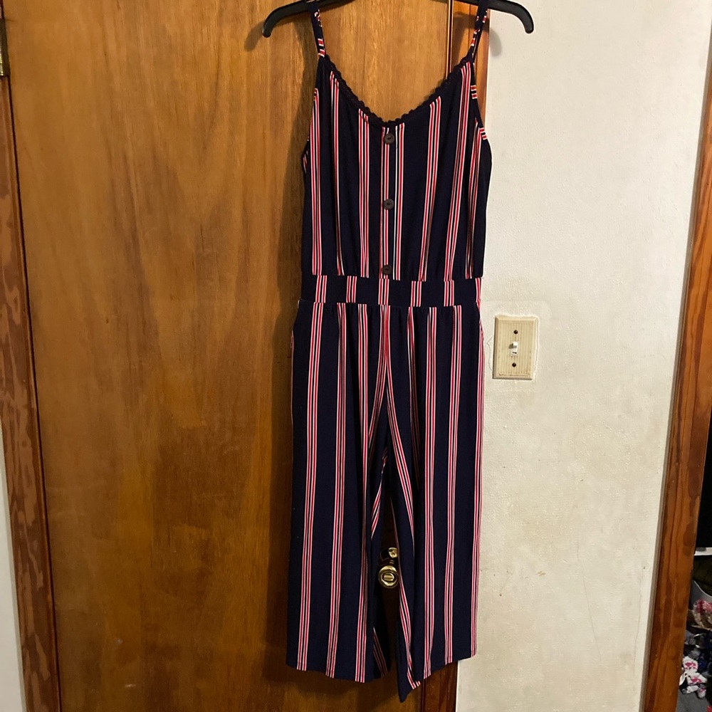 Romper/ jumpsuit Bobbie Brooks size L